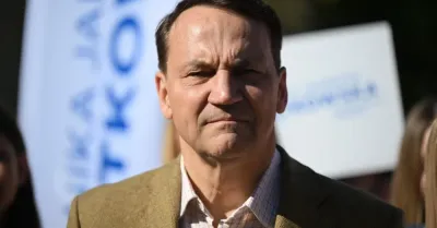Sikorski: główne zadanie prezydenta Nawrockiego to wyegzekwowanie utworzenia bazy USA w Polsce